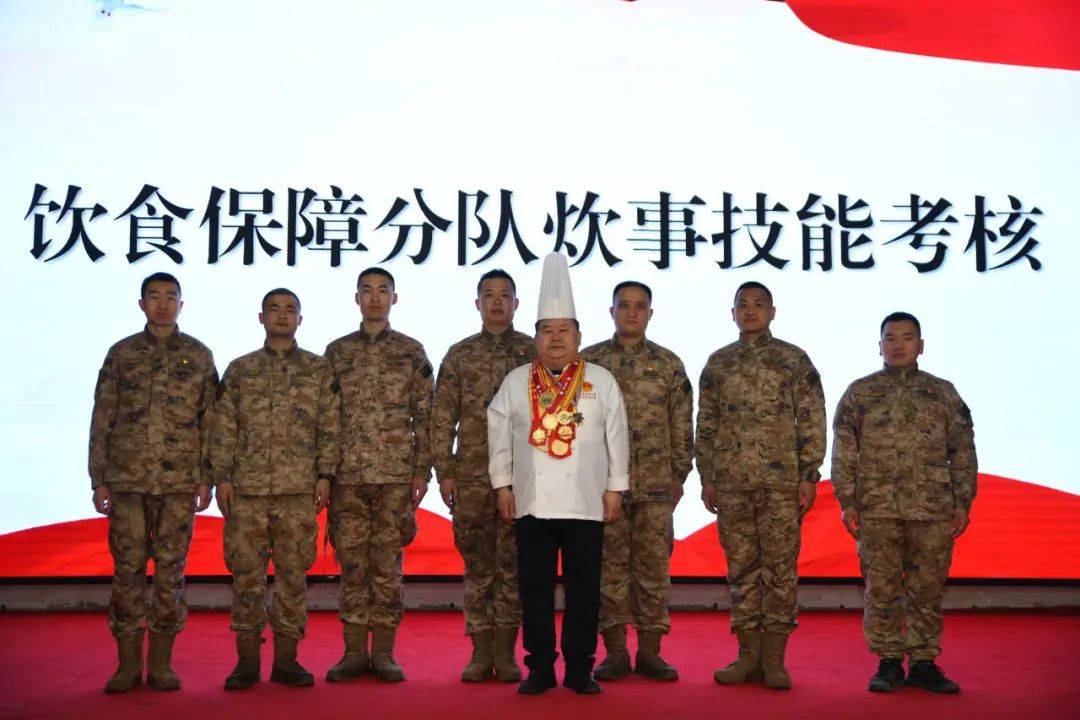 联勤保障部队某部积极响应军事训练现代化要求,高度重视基础训练,不断