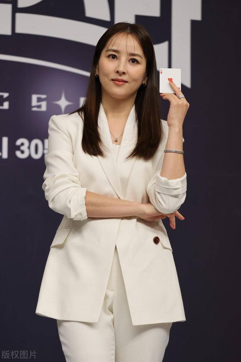 韩惠珍这身材,这才是尤物啊!