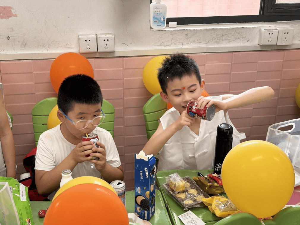 【儿童友好】缤纷六一 快乐童行 ——记南京市金陵小学一二年级