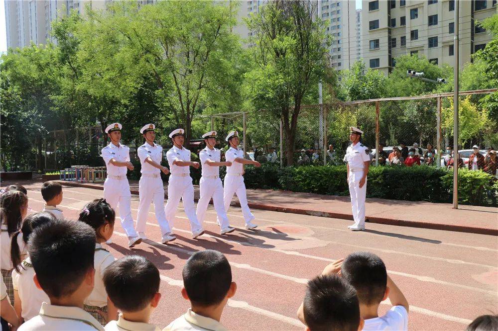 海军勤务学院现任院长图片