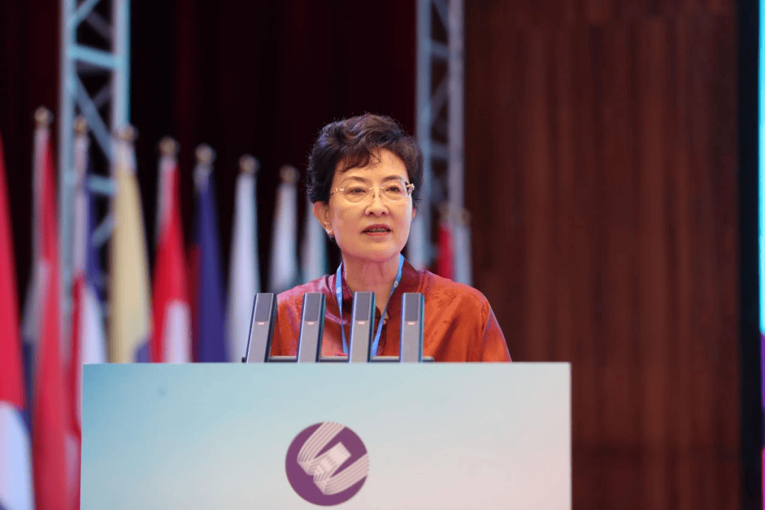 第十一届世界大学女校长论坛在我校成功举办