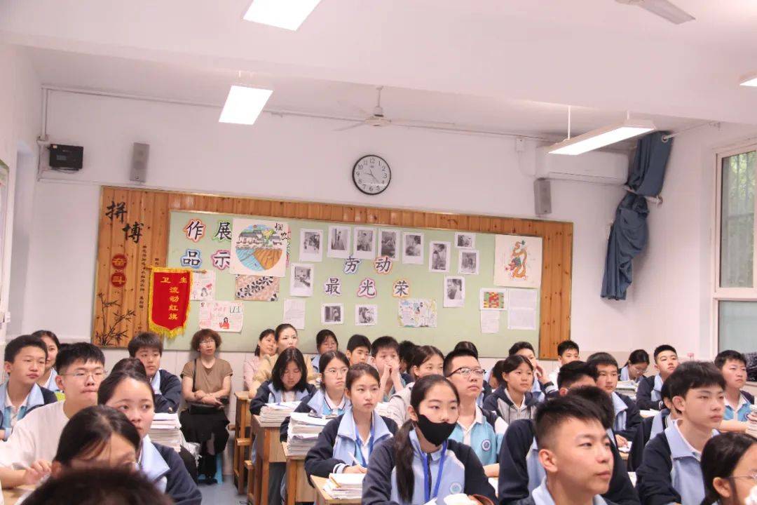 家校携手育新人 同心赋能促成长一一新建路中学开展2024年校园开放周