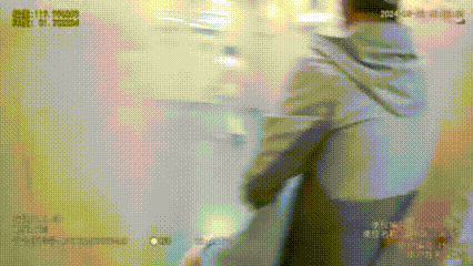 next经了解这名热心的路人名叫王霞当天刚好开车路过,于是伸出援手为