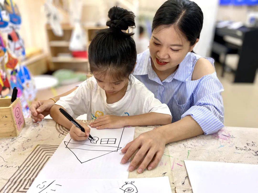 衔接从幼儿园到小学,不是翻山越岭不是跳跃大沟深壑也不是进入天壤之