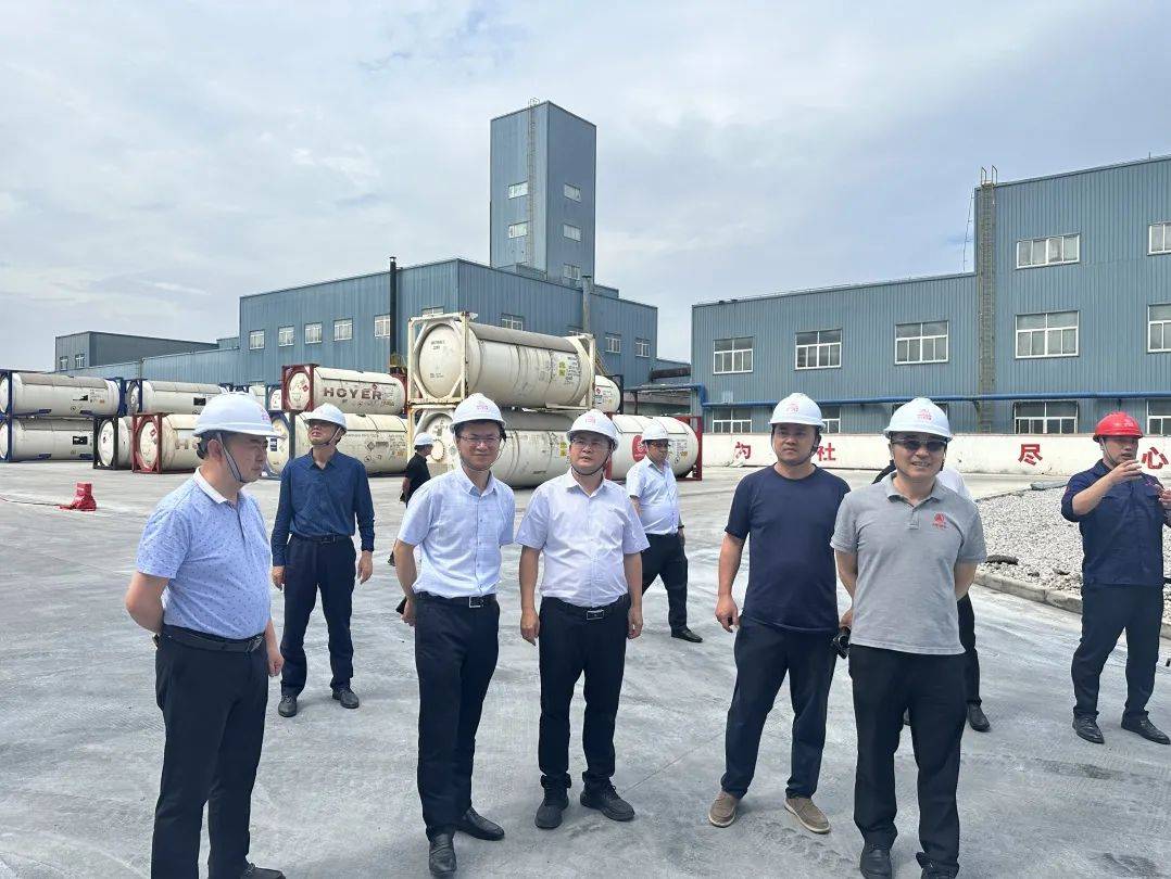 调研组一行到浙江绍兴杭州湾上虞工业园区,江苏高科技氟化学工业园区