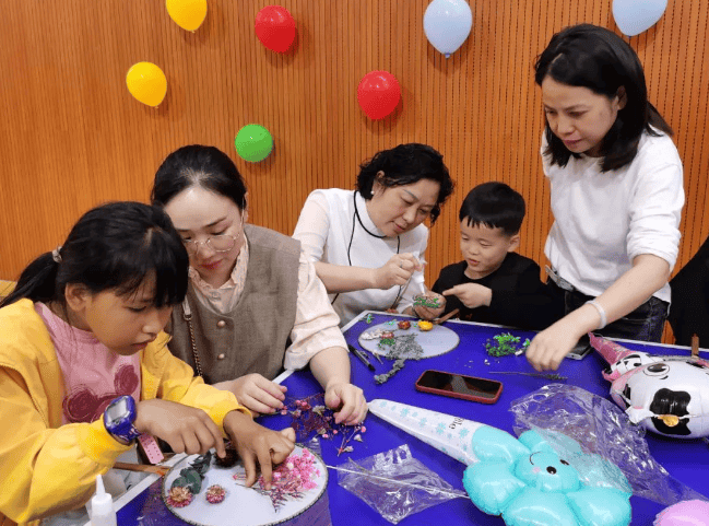 为爱集结,倾情呵护!铜仁各地妇联齐行动,"爱心妈妈"护成长