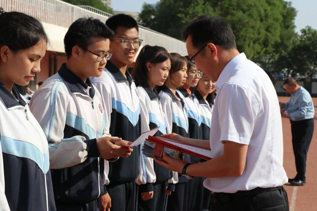 告别校园 迈向未来 | 银川高级中学隆重举行2024届高三毕业典礼