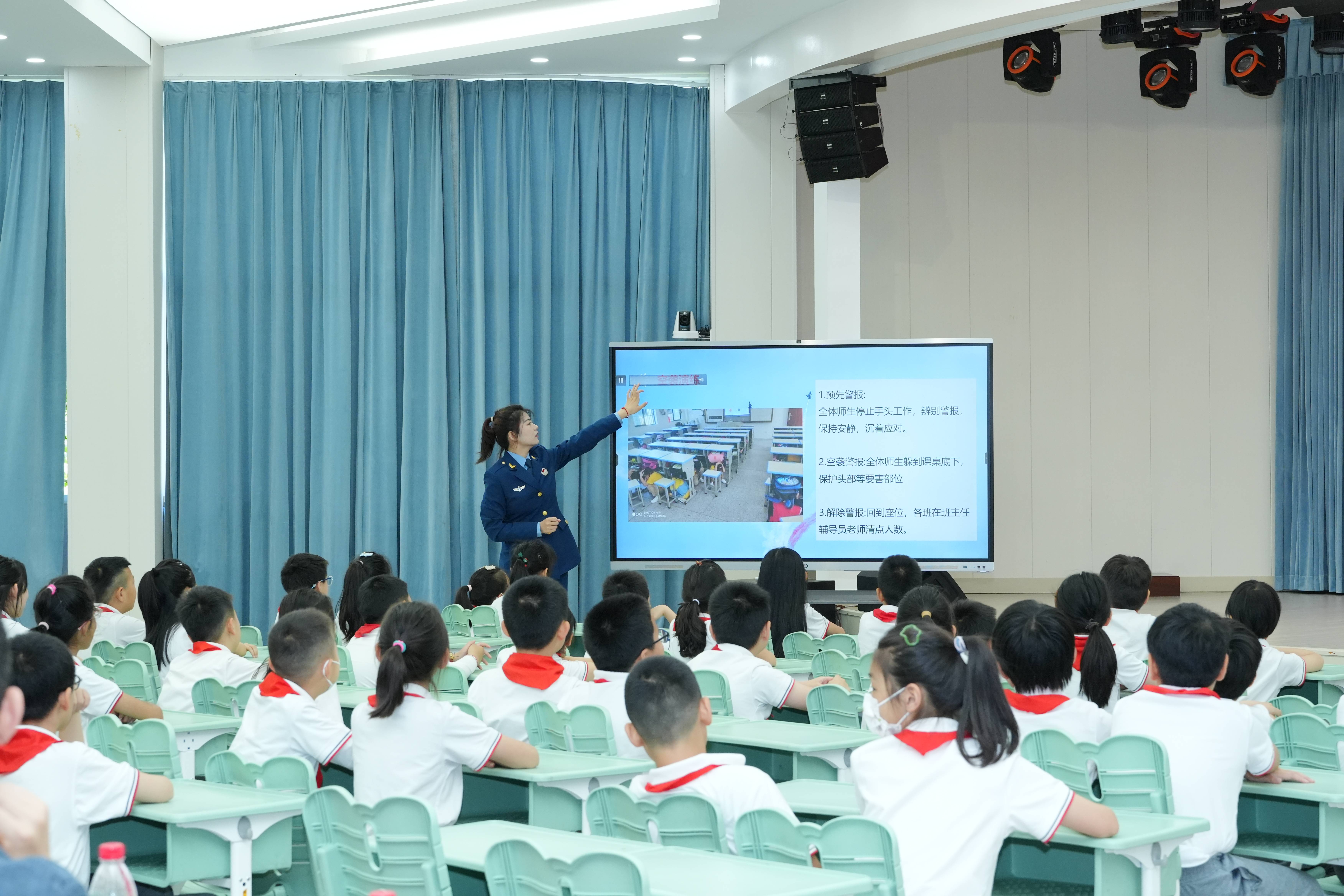 上海向阳小学图片