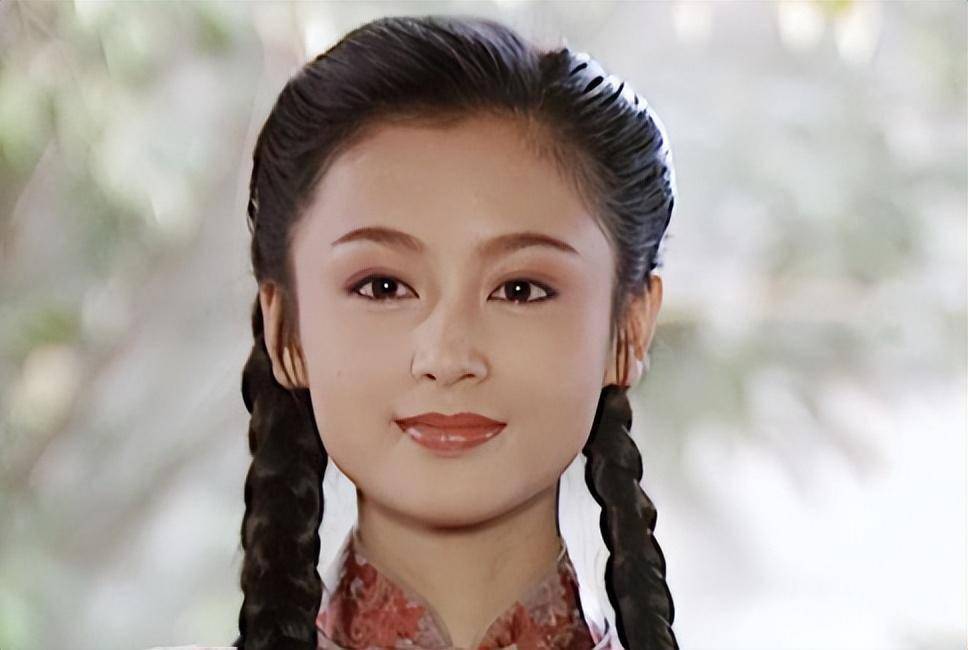 饰演最美貂蝉,被评为大陆第一美人,嫁大16岁导演,55岁依然美丽_陈红