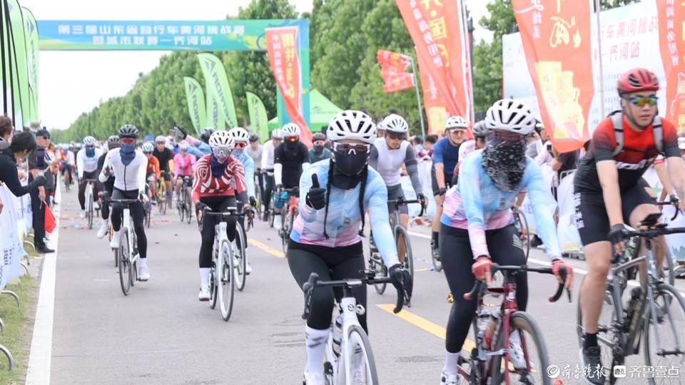 山东女子自行车队服图片