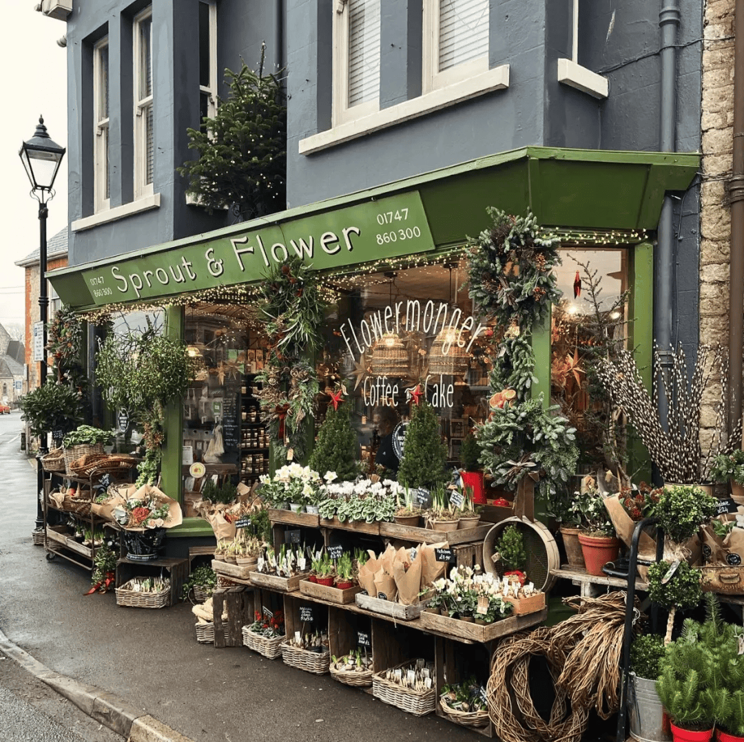 green flowers花店,以其奢华的风格和高质量的服务赢得了众多高端客户