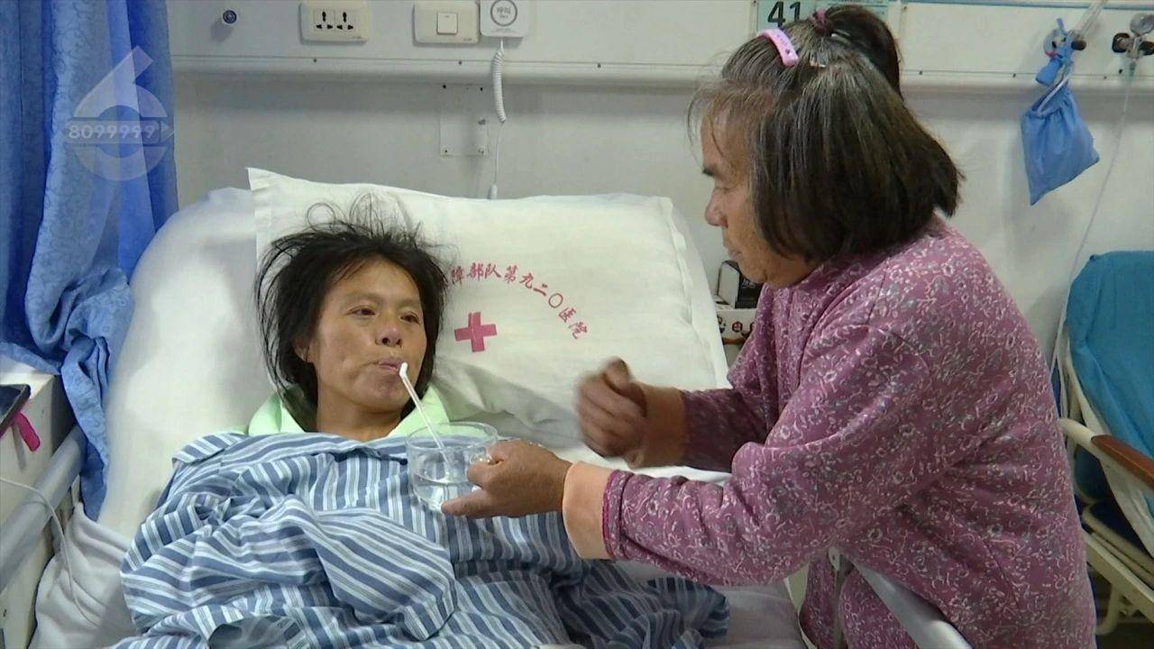 67追踪 | 母亲面临截肢,孩子手术费还没凑齐…这次,妈妈希望"先救