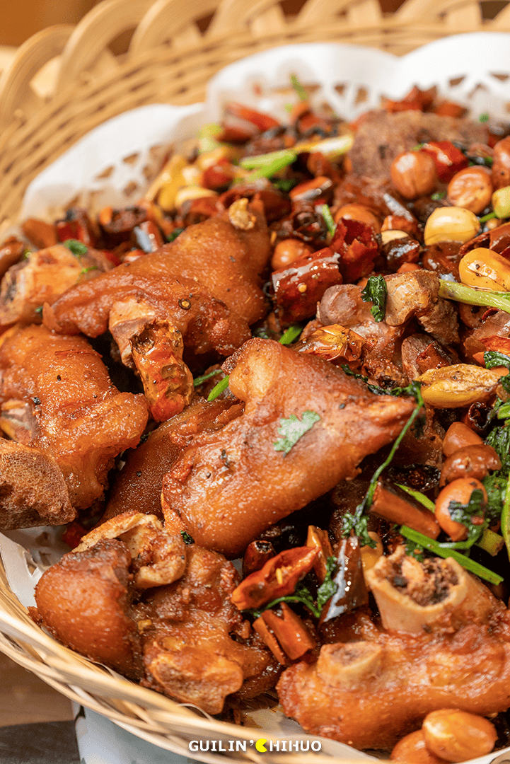 找到了!26年桂林菜老店搬到这了!醋血鸭铁锅焖饭香迷糊了!