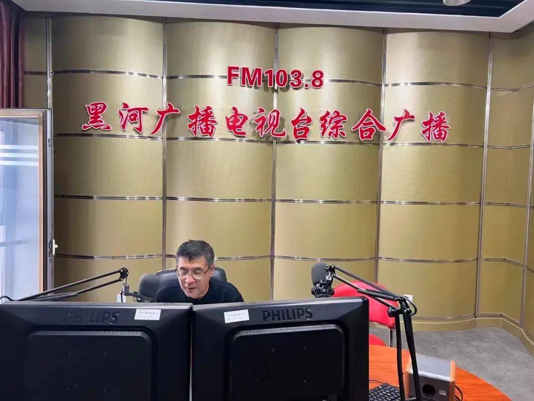 考生,家长迎接高考,团黑河市委邀请黑河市第一中学心理健康教师关胜春