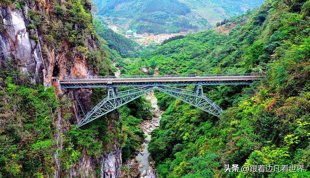 行走在百年滇越铁路人字桥上,追寻历史的足迹