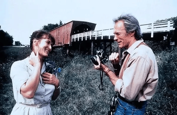 汪峰正式官宣新女友!女方照片曝光,引全网争议:比章子怡还漂亮