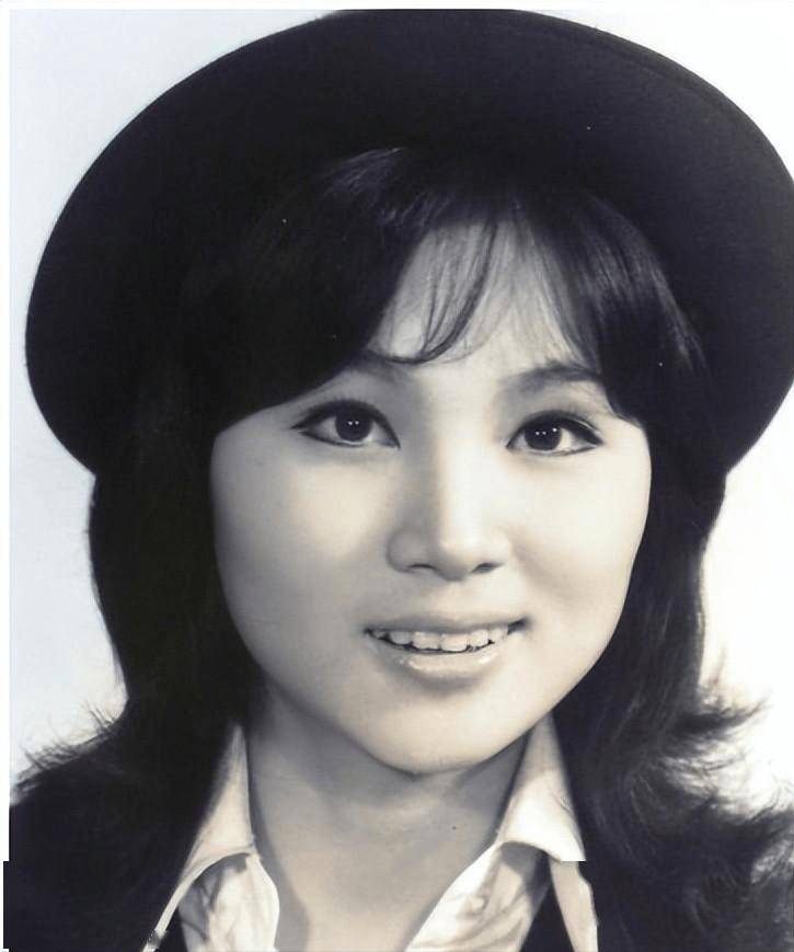 原来她早已离世!死讯被"隐瞒"一个月,死后还留下40亿遗产