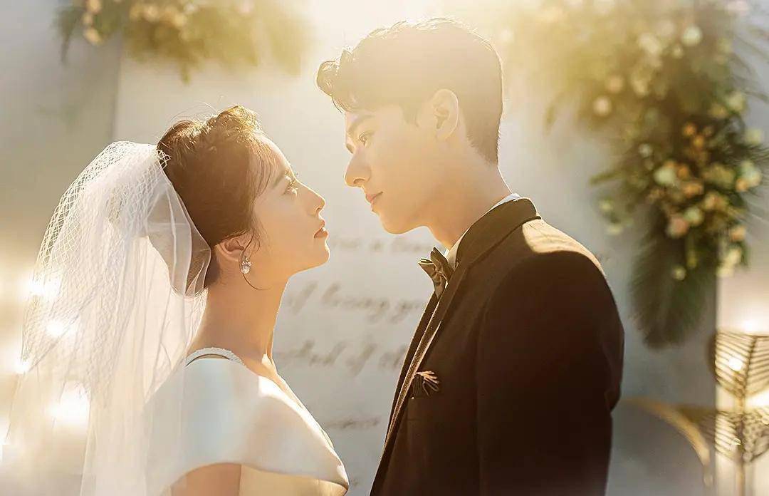 丫鬟的命",怎么捧都不红的5位女星,一点都不冤_景甜_周雨彤_胡冰卿