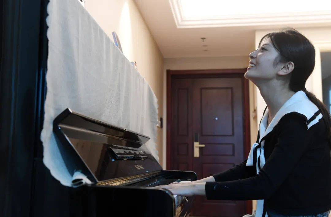 "追光女孩"郁晓楠,再战高考!