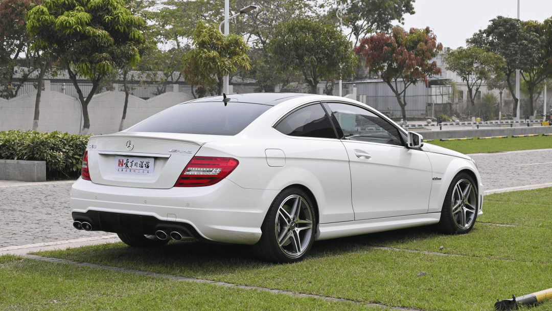 【淘车周报】去"精修"市场里淘8手保时捷911,能靠谱么?