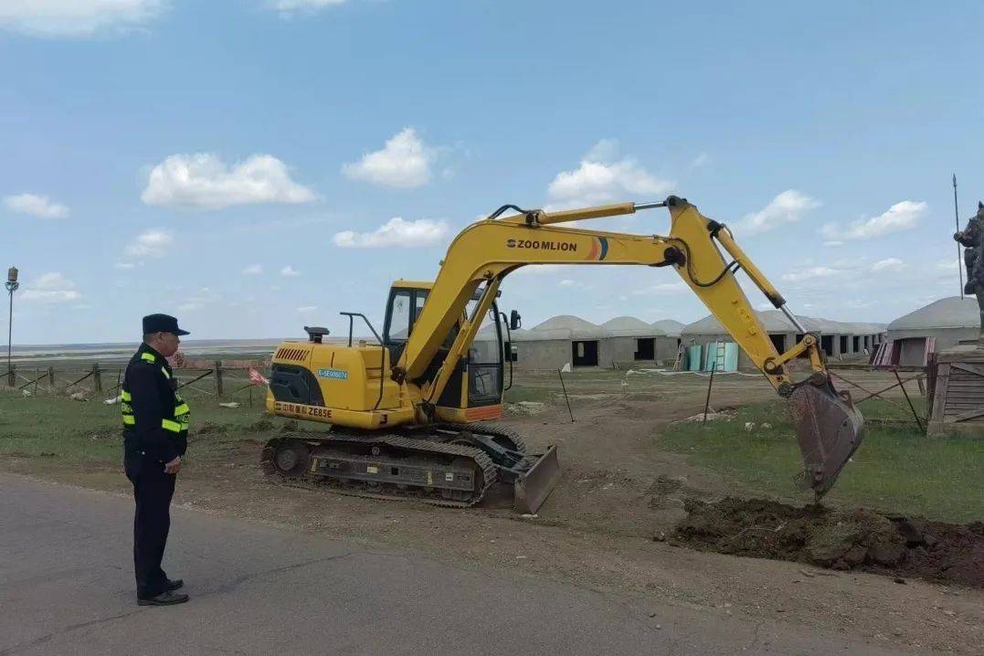 端午我在岗(三)——市交通运输综合行政执法支队加强路政巡查 确保