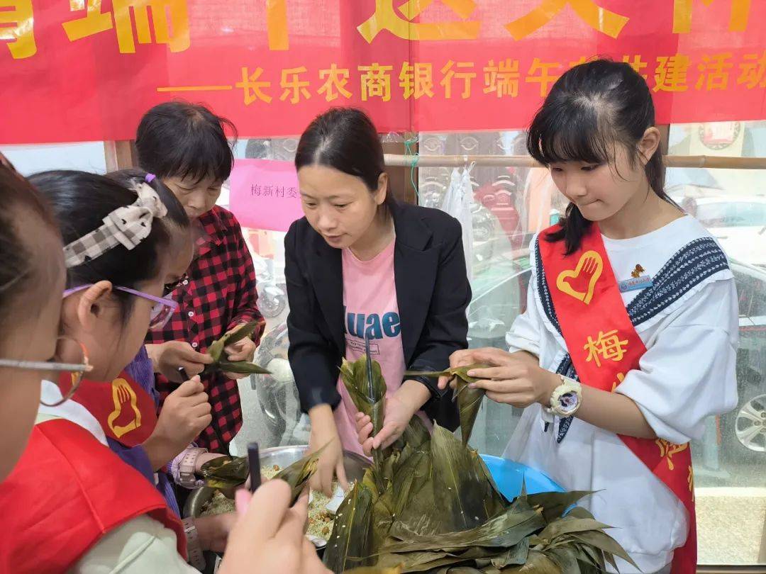 【我们的节日】粽叶飘香入校园 传统文化润童心