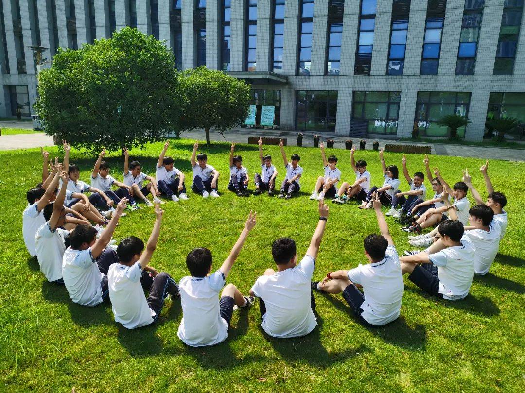 文明花开满校园 立德树人育桃李——常熟市滨江职业技术学校创建文明