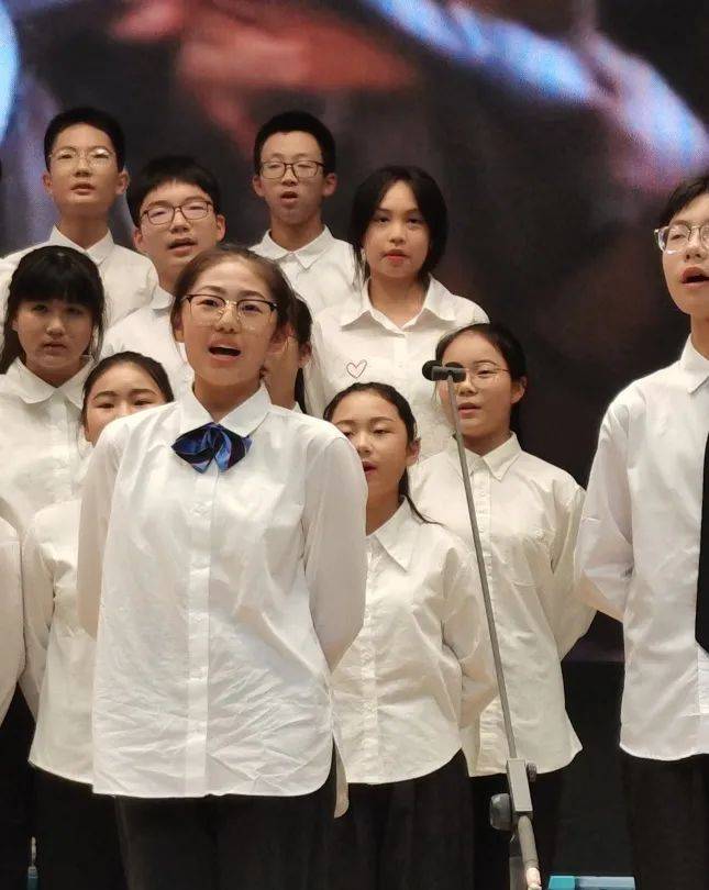 艺术教育试验区76丨城南初中:我为班歌 唱响未来_梦想_向阳_骄傲