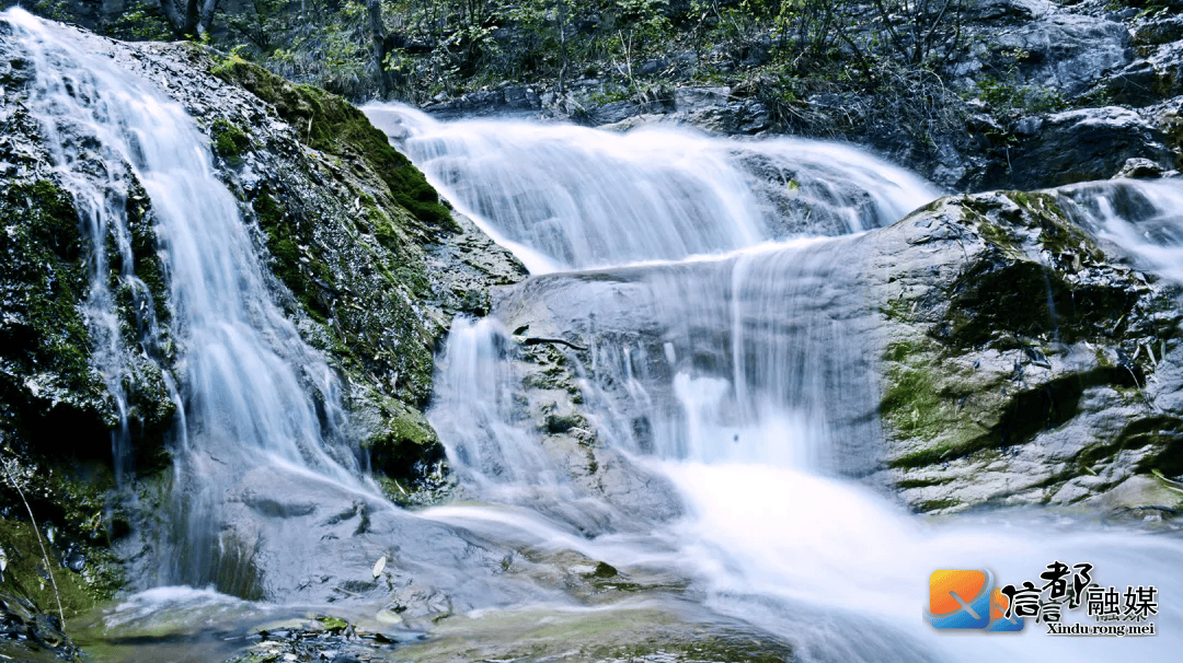 英谈古寨↓周公山↓抱香谷景区↓大峡谷↓张果老山景区↓免门票绝区