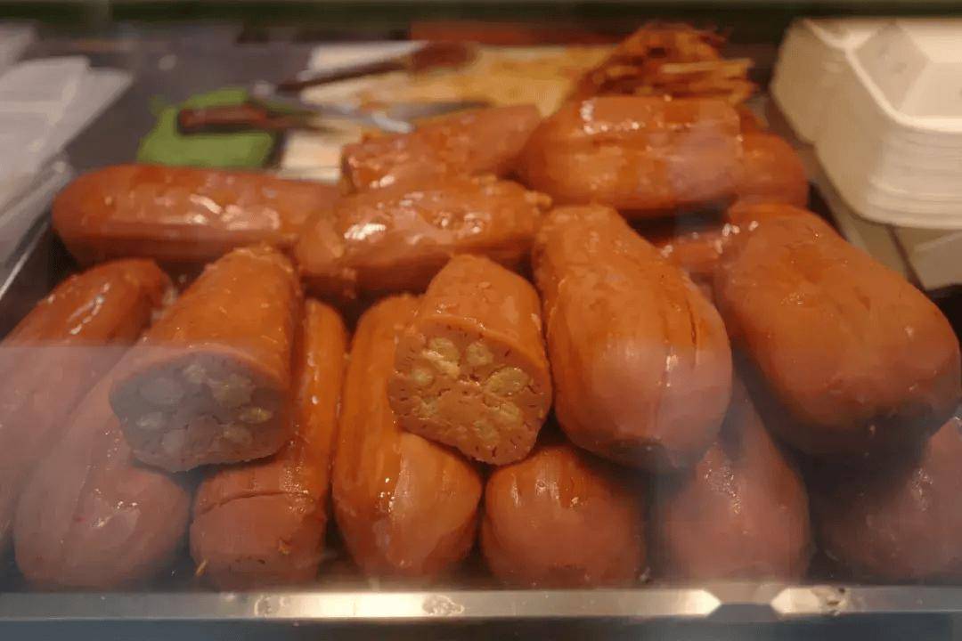 在这条美食街吃到扶墙走!
