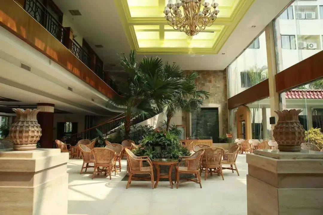 【周年庆钜惠】388元起住新兴翔顺龙山温泉酒店豪华房,含双人早餐