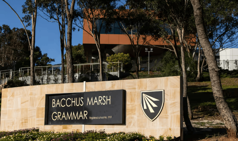 澳大利亚一学校约50名女生"裸照"在网上传播,校方称由ai生成,警方正