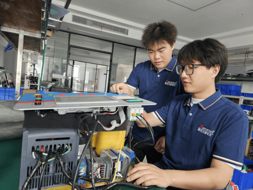“智”领电力未来，黄冈师范学院“三新电测”创新推动行业高效发展