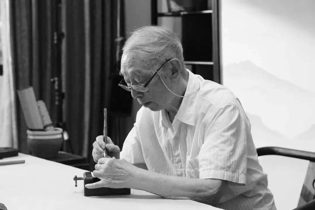 图源:中国美术学院微信公众号11年前我们一行在西子湖畔拜访刘江先生