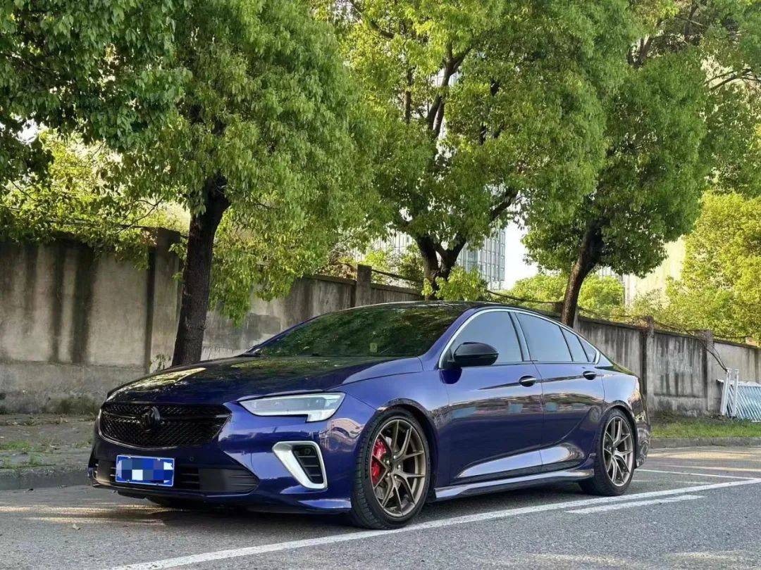 2020年 别克君威gs 尊贵版 2.0t