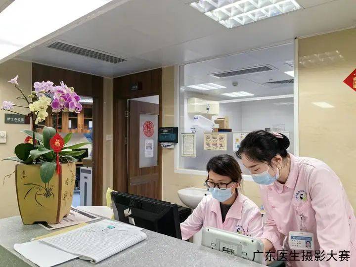 纪实图片类单幅作者:陈莉单位名:广州中医药大学第一附属医院编号