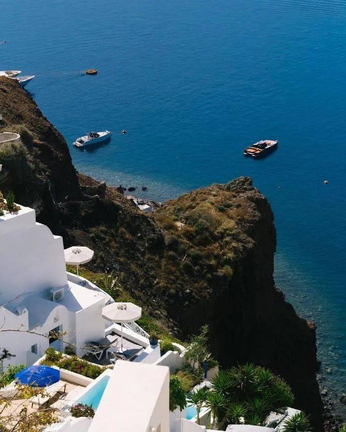 希腊迷人的圣托里尼岛风光