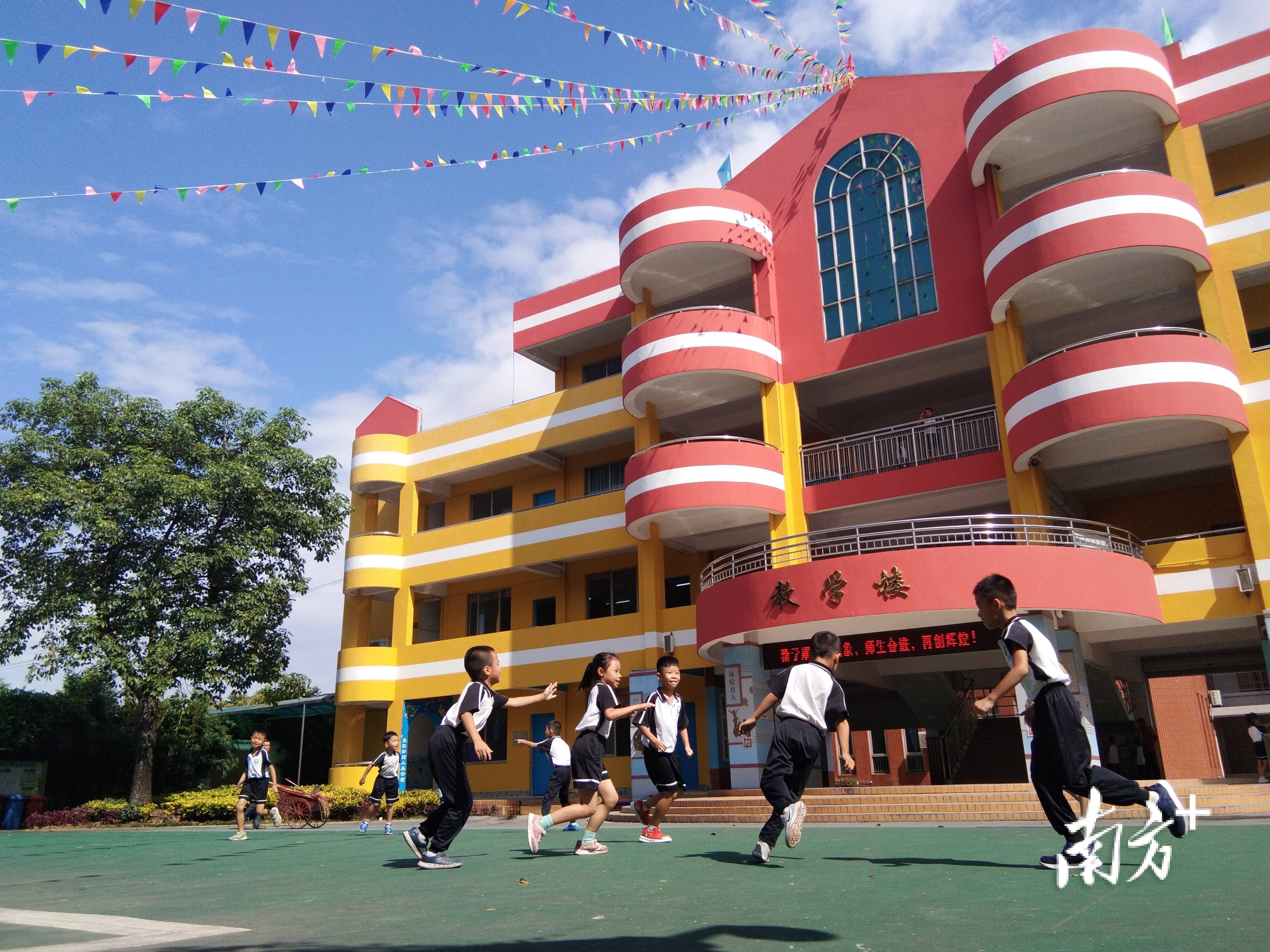 梁钊林纪念小学:"林品"教育让学生一起生长,共同成就