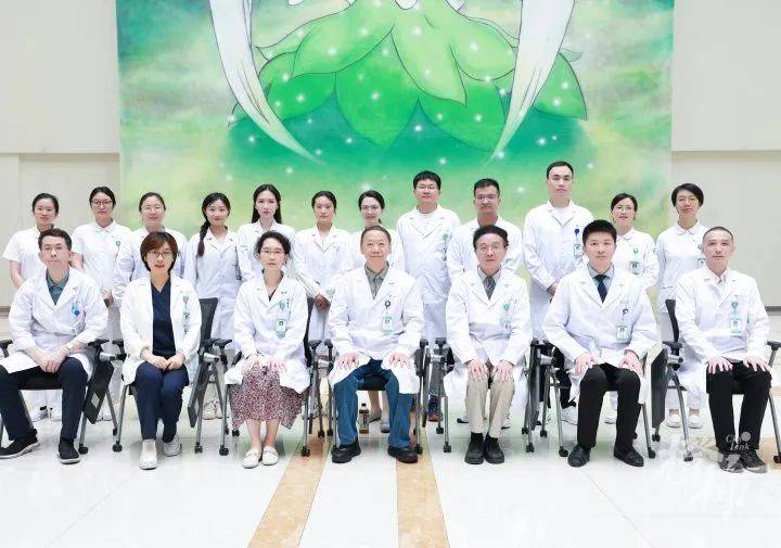 包含中国医学科学院阜外医院老年人看病代挂号重症患者全程照料，缓解身心压力的词条