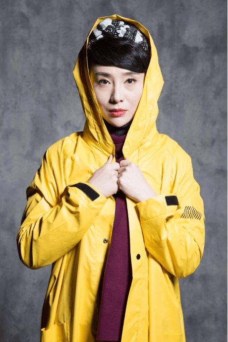 《河神ii》《青春须早为》《火头军客栈》《传奇大掌柜》等电影