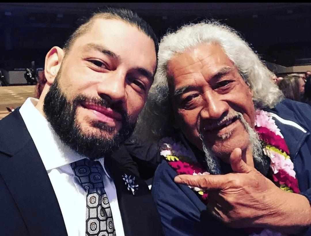 昨日wwe巨星罗曼·雷恩斯的父亲西卡·阿诺伊于今日上午去世,享年79