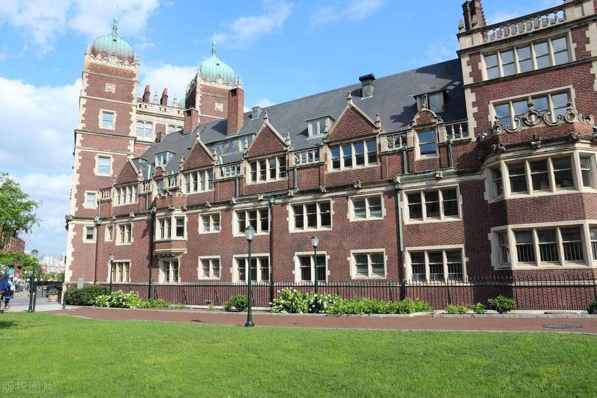 美高官表示中国留学生只应学文科,印度人学理工科,他们在怕什么