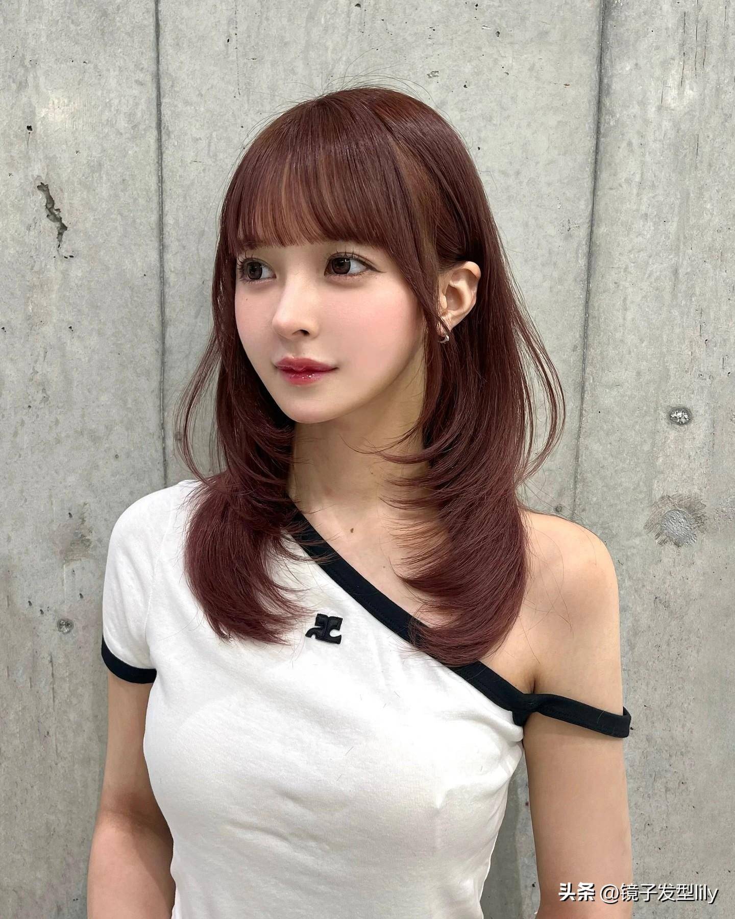 最火女士长发边沿层次与修饰脸型的完美结合绽放高级美