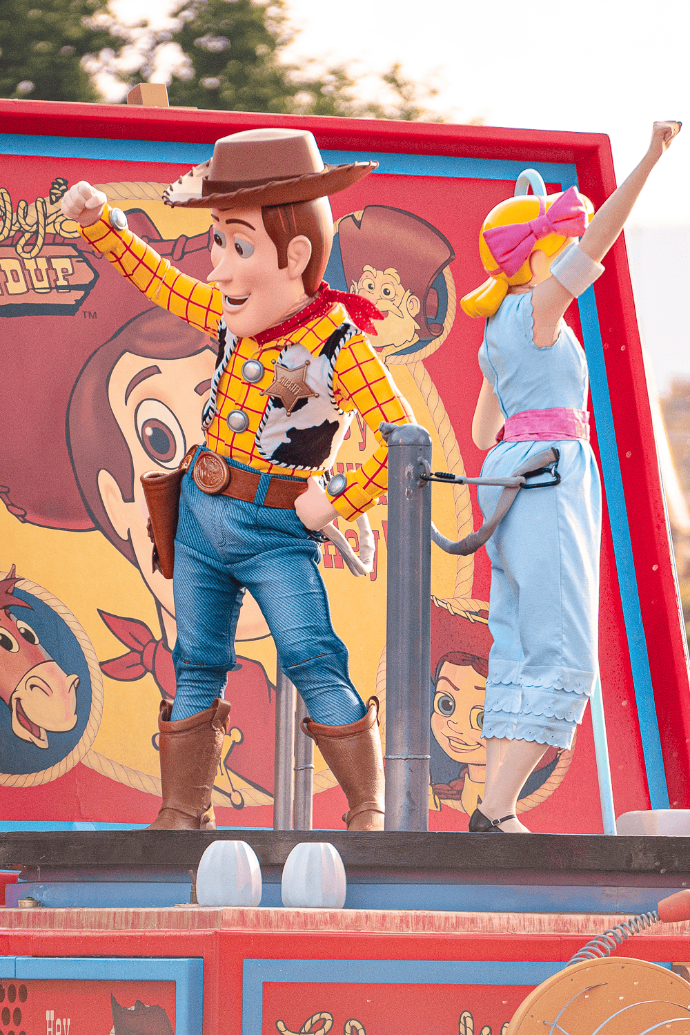 宝贝,《飞屋环游记》的卡尔与小狗道格,还有《超人总动员》的超能先生