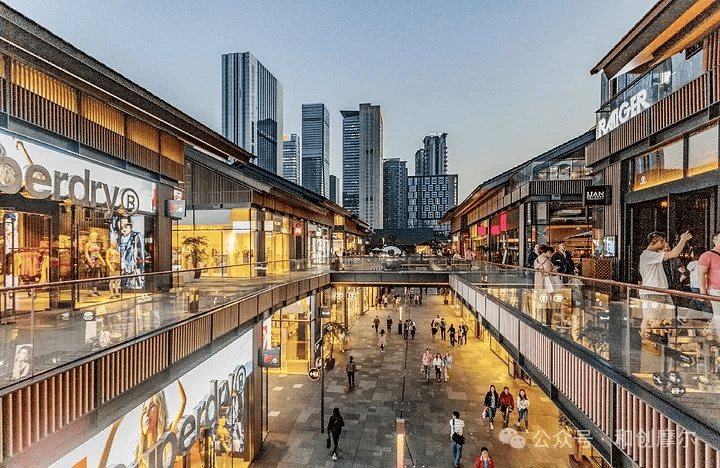 开放式街区为什么火？来看这4座万象天地如何揭秘！_品牌_深圳_社交