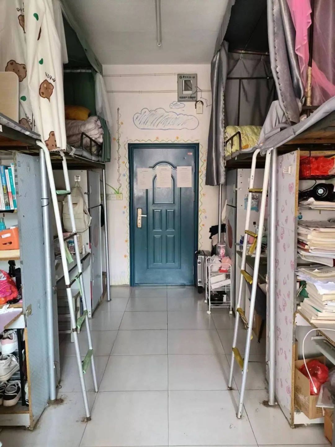 45-2-51345-2-22245-1-622宿舍风采