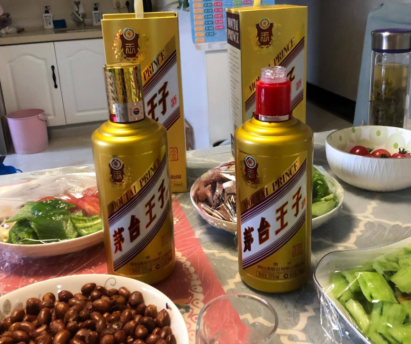 "老八大名酒"盲品,茅台为何只能排第5?揭露名酒评选历史真相