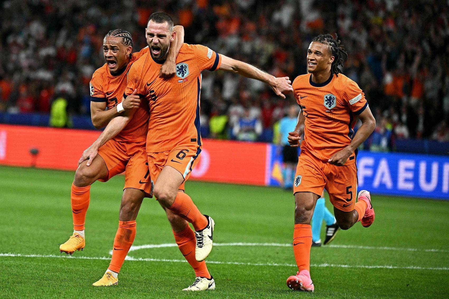 【欧洲杯】荷兰逆转土耳其，时隔20年再进半决赛