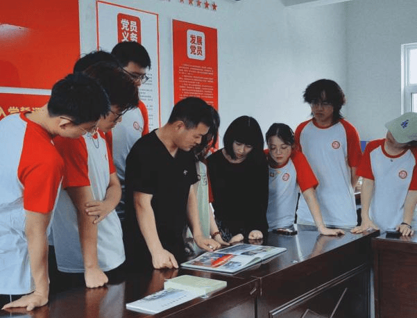 维和勋章里的荣耀与使命||请不要让橄榄枝从我们手中滑落