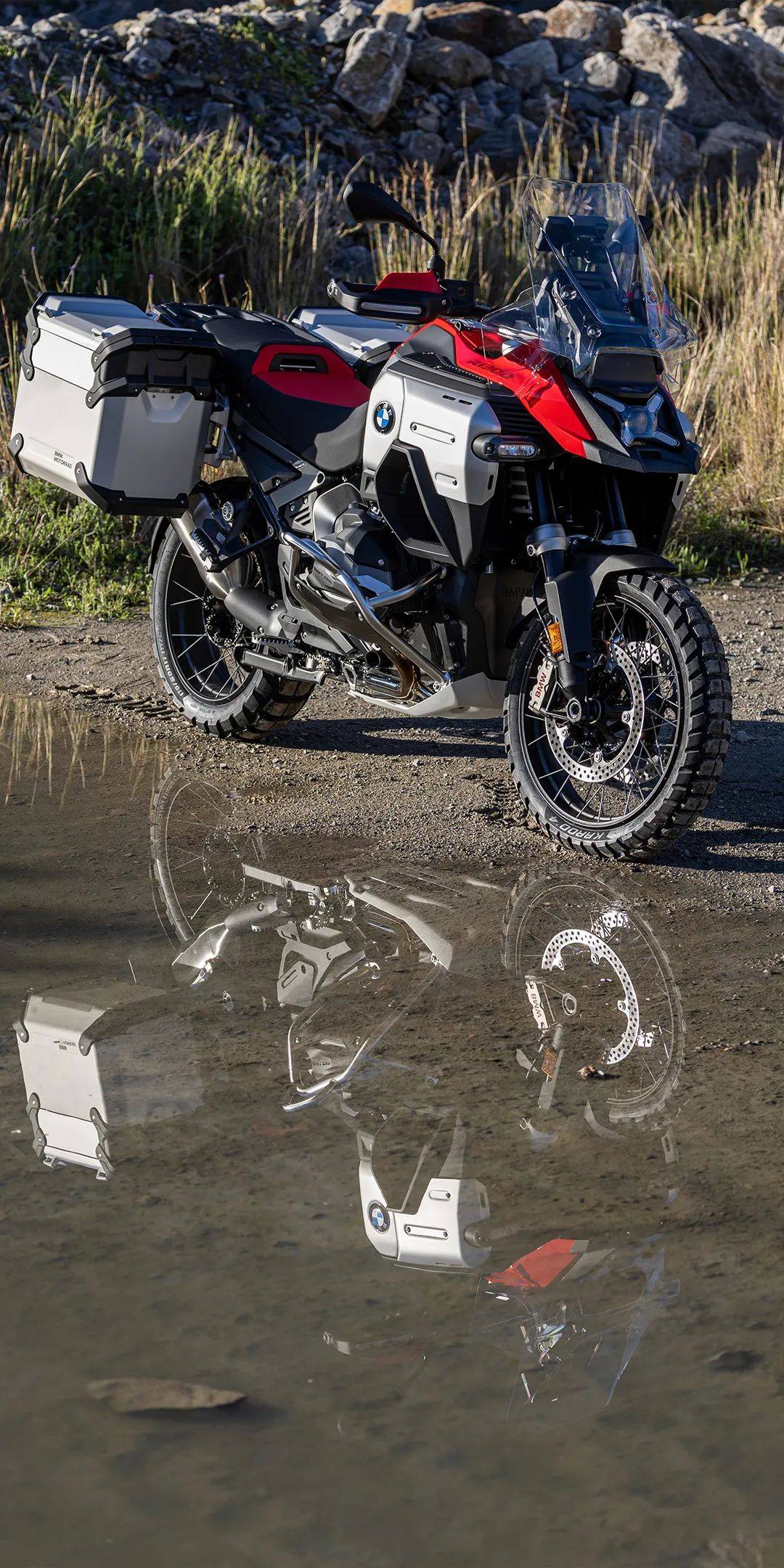 宝马推出r 1300 adventure版本摩托车